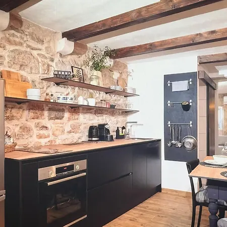 Lägenhet Molo Selo Area *