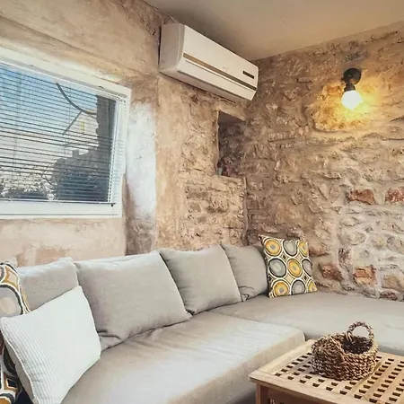 Apartment Molo Selo Area Stari Grad (Hvar)